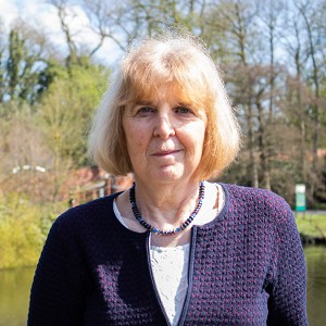 Jenny Morris MBE: Speaking at the Call and Contact Centre Expo
